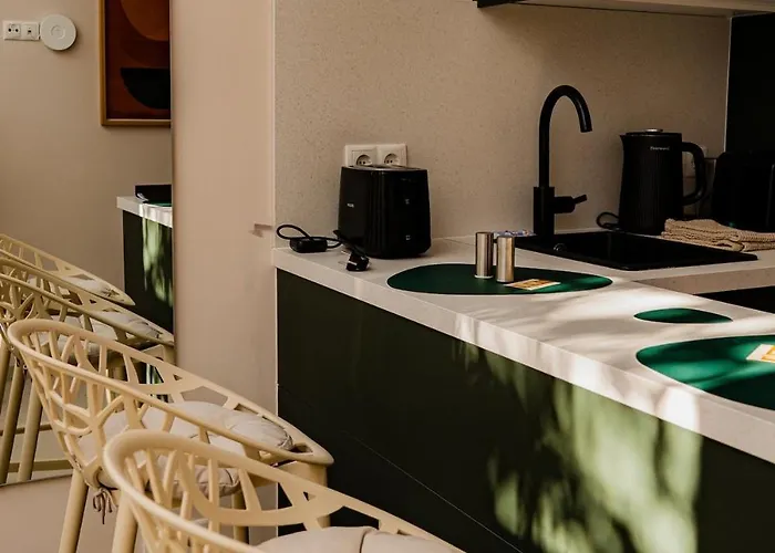 K - Cozy Altbau - Perfect Base